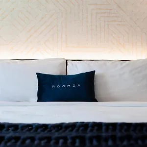 Roomza Times Square At Pestana Cr7 4* New York